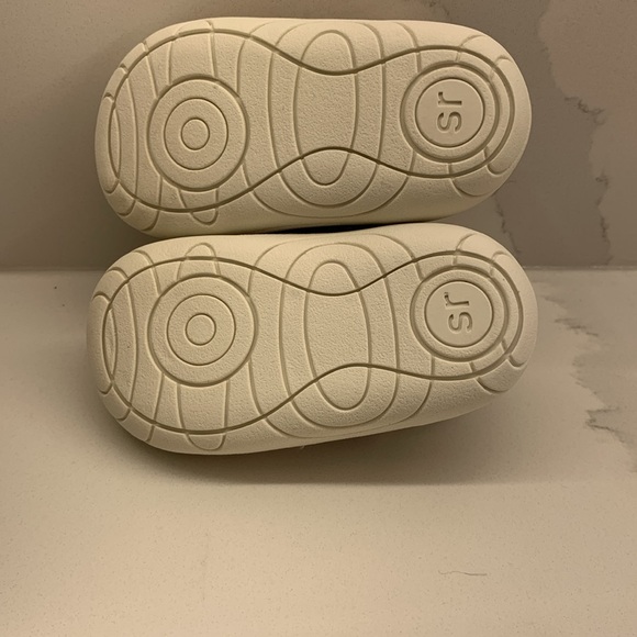 Stride Rite Memory Foam Gold Baby Shoes sz 3 like new - Picture 5 of 7